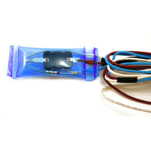 Appli Parts APBT-S2003F Bimetal Termico Tipo Asiatico 3 Cables Appli Parts Abre 12C y Cierra -5C Fusible a 72C Blanco / Marron / Azul, Referencia BIM-2003 / Termodisco
