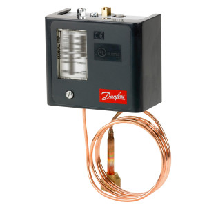 Danfoss 060-5242 KPU5 Presostato de control Ventilador, 100 a 465 psi, SPST (NO), Reset Automatico, Capilar de 900 mm con Tuerca Flare de 1/4 pulg Remplaza O10-2054 / P70AA-118C